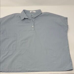 Blanc Kid’s Light Blue Short-Sleeve Polo Shirt  (button missing ) size 7